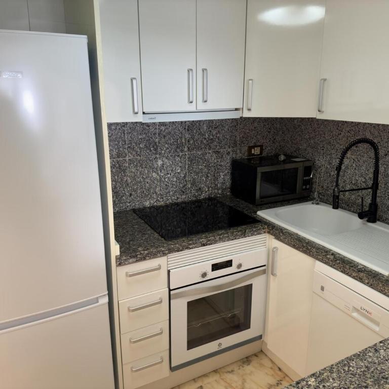 Puerto y playa varadero , con vistas al mar Santa Pola - Apartamento de 3 dormitorios - 4