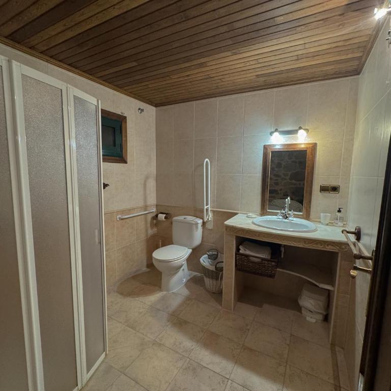Hotel rústico Aldea Figueiredo - Habitación Triple adaptada para personas con movilidad reducida - 6