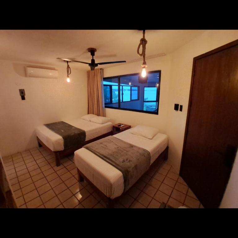 Blue Caribe Bacalar Front Lagoon - Small Twin Room - 4