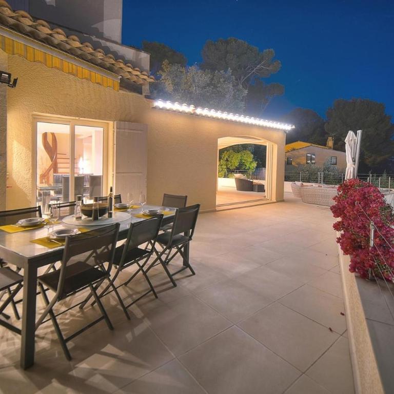 FRGK RETENAOU Dream Villa with Sea View Cap d'Antibes Pool - Villa with Private Pool - 64