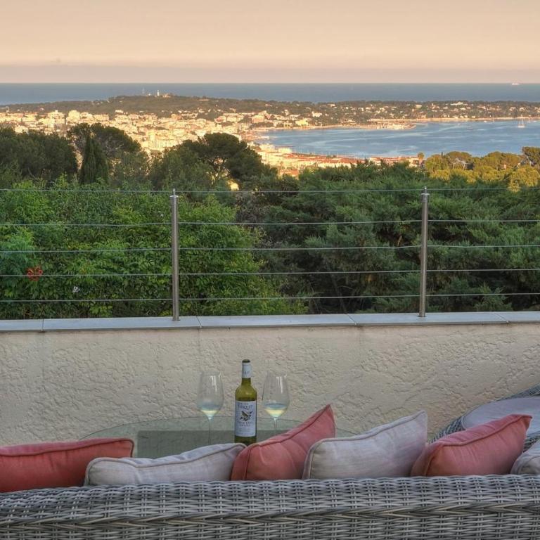 FRGK RETENAOU Dream Villa with Sea View Cap d'Antibes Pool - Villa with Private Pool - 69