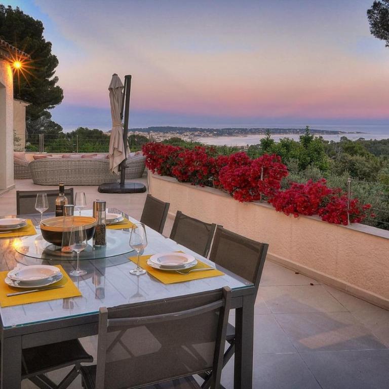 FRGK RETENAOU Dream Villa with Sea View Cap d'Antibes Pool - Villa with Private Pool - 71