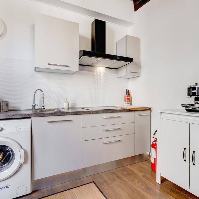 5 min Piazza Navona-Aria Condizionata-Smart TV-Cucina completa - Appartamento con 1 Camera da Letto - 15