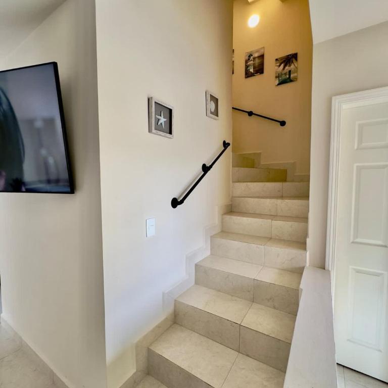 Brisas Del Mar Villa 3 BR 2 BA with pool - Villa - 9