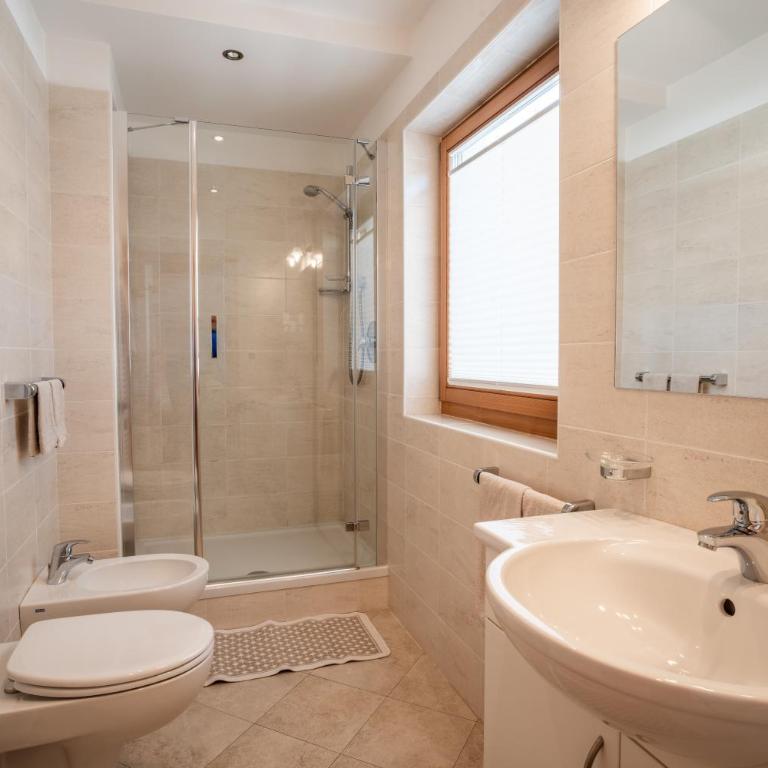Residence Cesa Ladina - Appartamento con 2 Camere da Letto e Balcone - Mansarda - 15