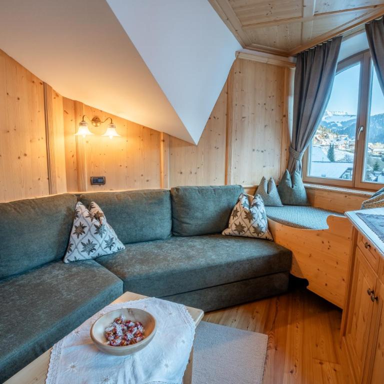 Residence Cesa Ladina - Appartamento con 2 Camere da Letto e Balcone - Mansarda - 9