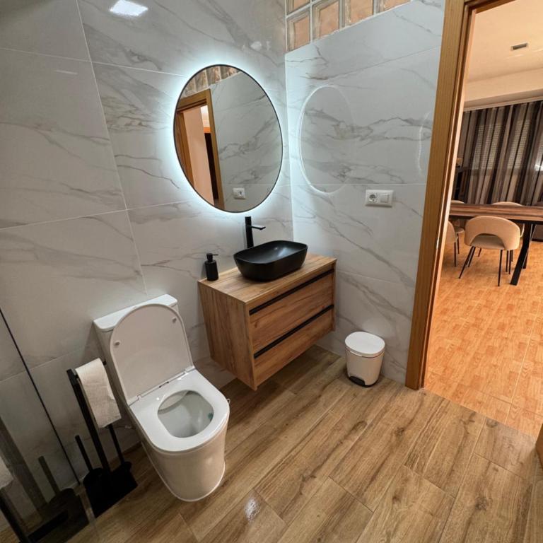 B & B La Casa de Pintor - Two-Bedroom Apartment - 5