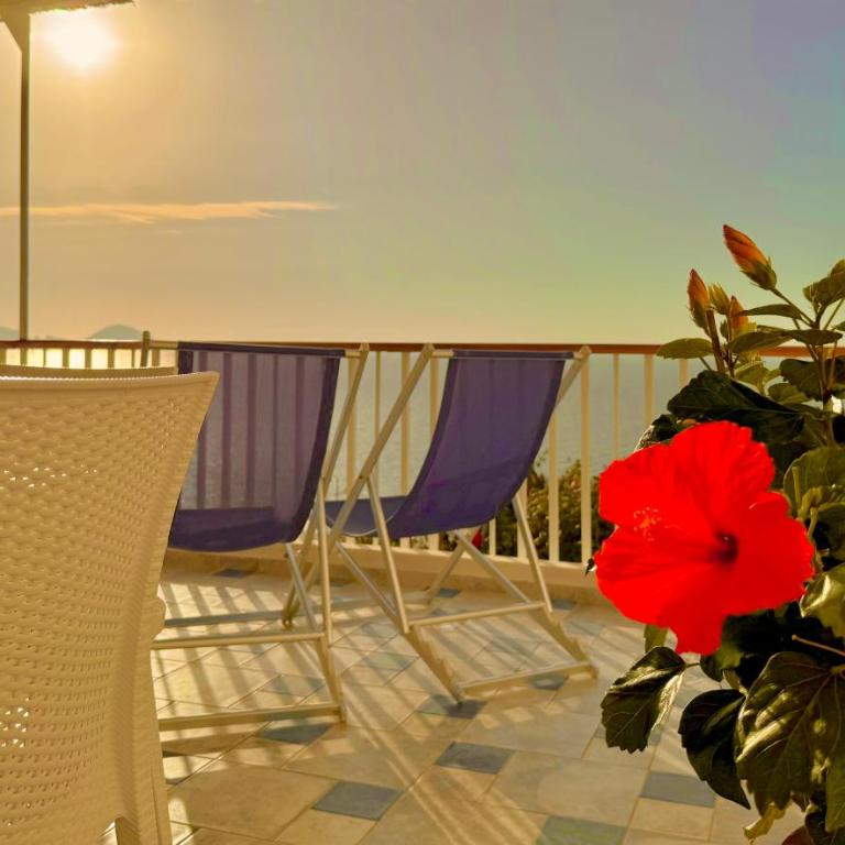 PonzaSmeralda Le Forna - Appartamento con 2 Camere da Letto e Vista Mare - 9