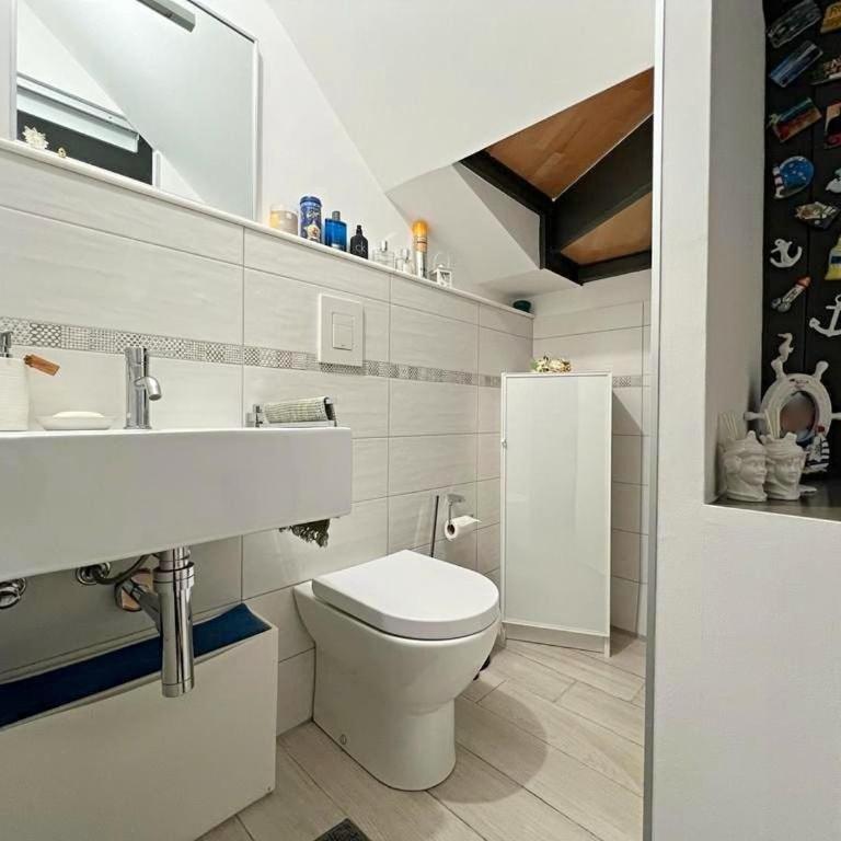 Attico con terrazzo al centro storico di Catania - Appartamento con 2 Camere da Letto, Terrazza e Vista Mare - 31