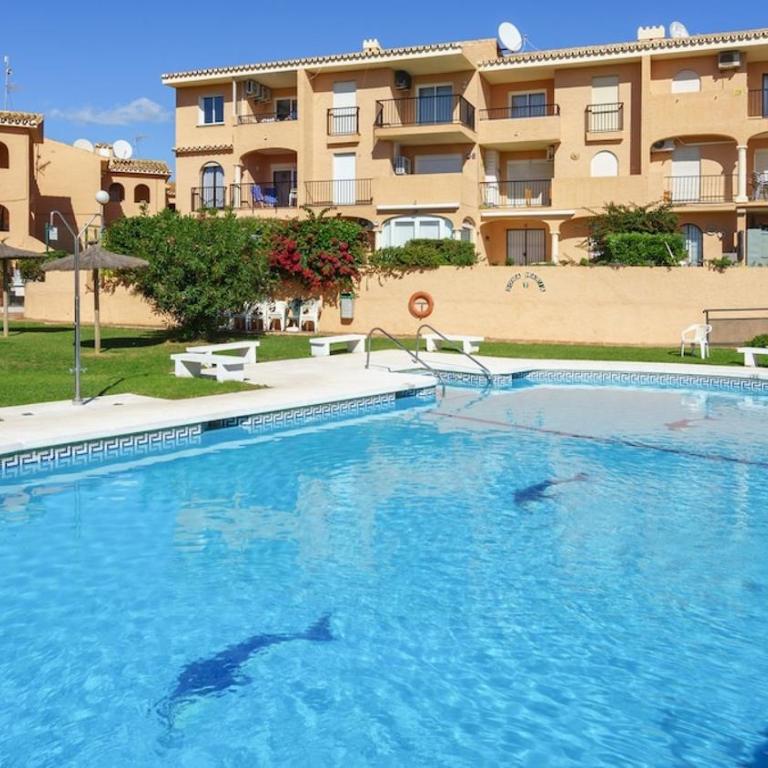 Cozy seaview getaway - Two-Bedroom Apartment - 14
