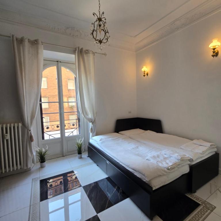 Elegante Monolocale - Macchi 1920 - Monolocale con Divano-Letto - 17