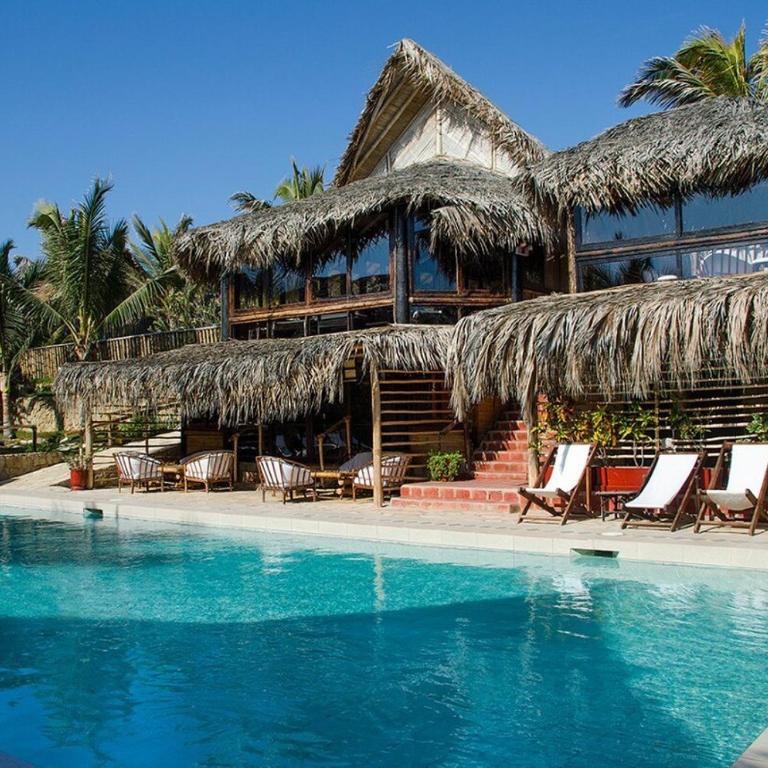 Casitas en Vichayito, a Pasos de la Playa - Three-Bedroom Vacation Home - 1