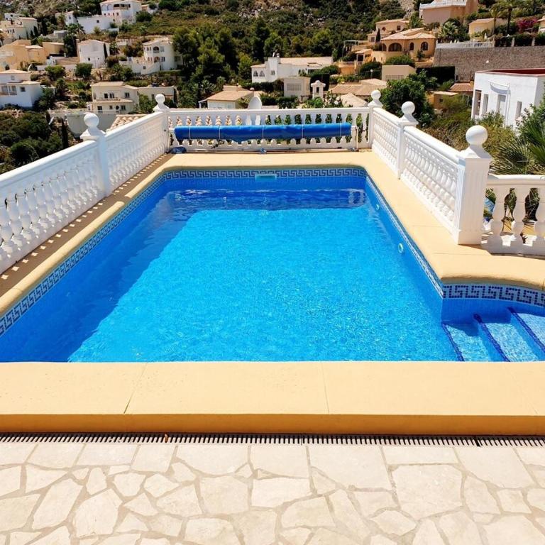 "Traumhaftes Ferienhaus mit Pool und Meerblick - Cumbre del Sol erleben!" - Casa de 2 dormitorios - 3