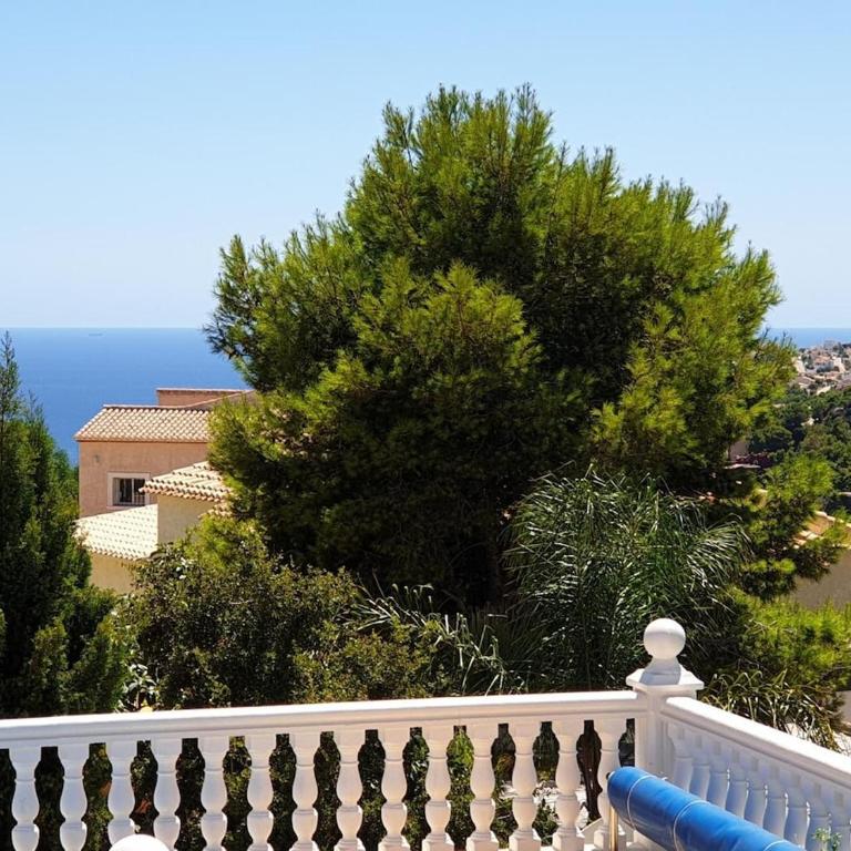 "Traumhaftes Ferienhaus mit Pool und Meerblick - Cumbre del Sol erleben!" - Casa de 2 dormitorios - 32