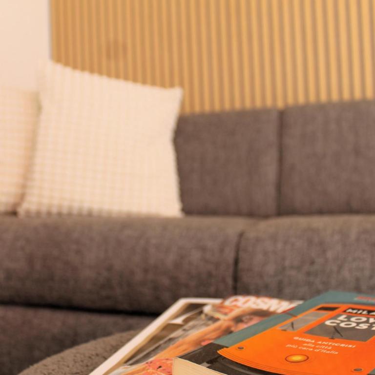YR Apartments Dergano - 1 Min Walk to Metro - Appartamento con 1 Camera da Letto e Balcone - 17