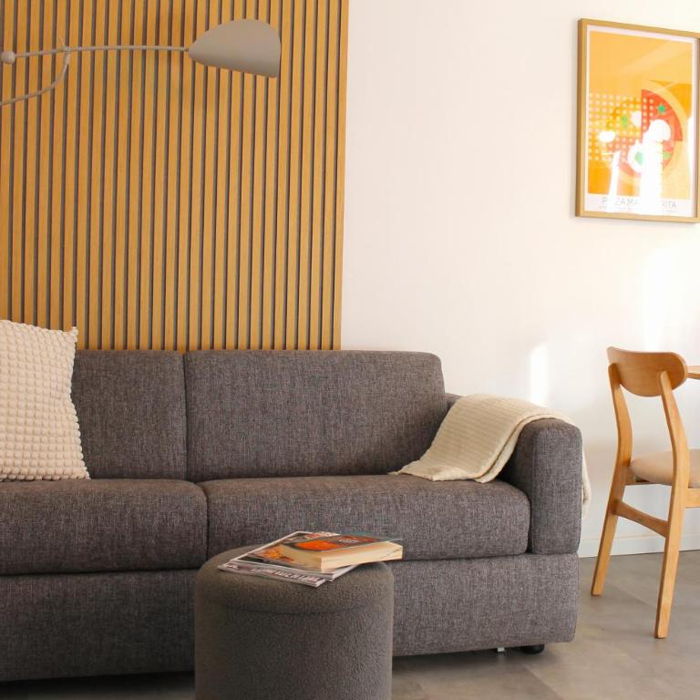 YR Apartments Dergano - 1 Min Walk to Metro - Appartamento con 1 Camera da Letto e Balcone - 4