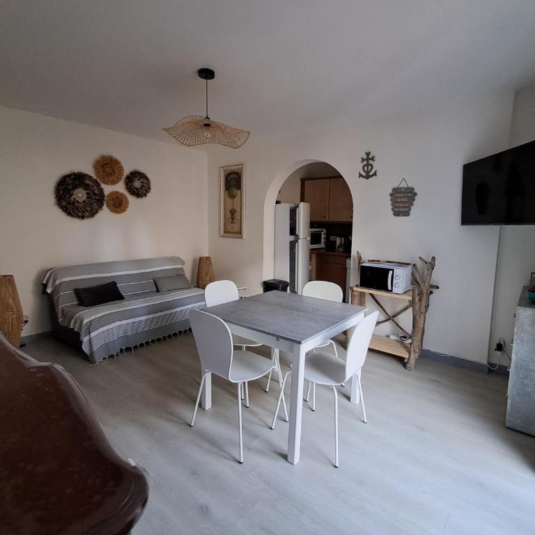 Appartement cosy entièrement climatisé - One-Bedroom Apartment - 1