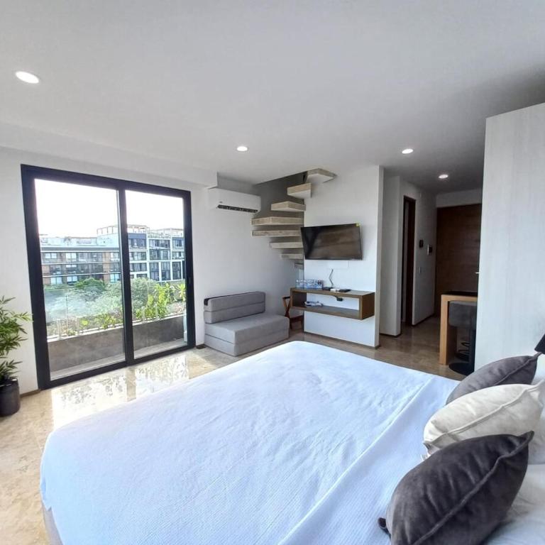 Pent House 1 Ocean View Bedroom - One-Bedroom Apartment - 4