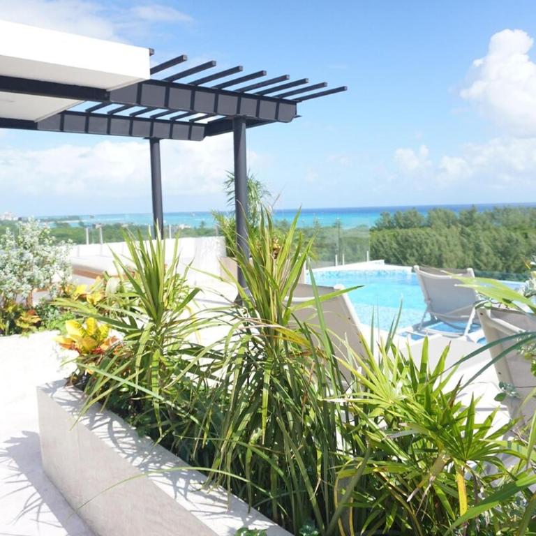 Pent House 1 Ocean View Bedroom - One-Bedroom Apartment - 23