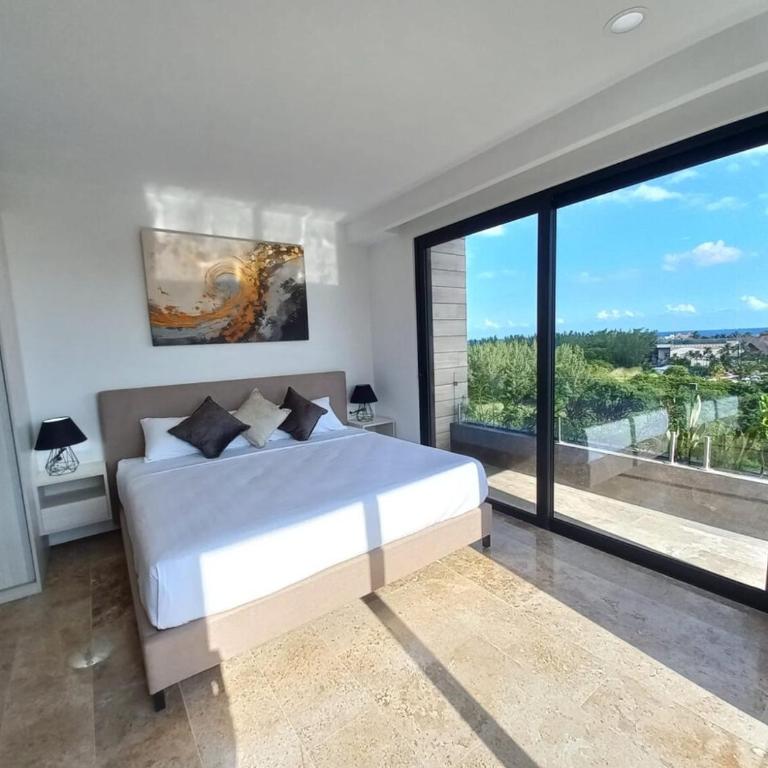 Pent House 1 Ocean View Bedroom - One-Bedroom Apartment - 38