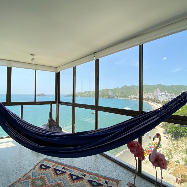 Vista y estilo frente al mar! - Apartamento de 2 dormitorios - 1