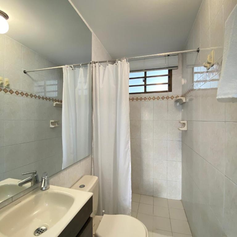 Vista y estilo frente al mar! - Apartamento de 2 dormitorios - 9