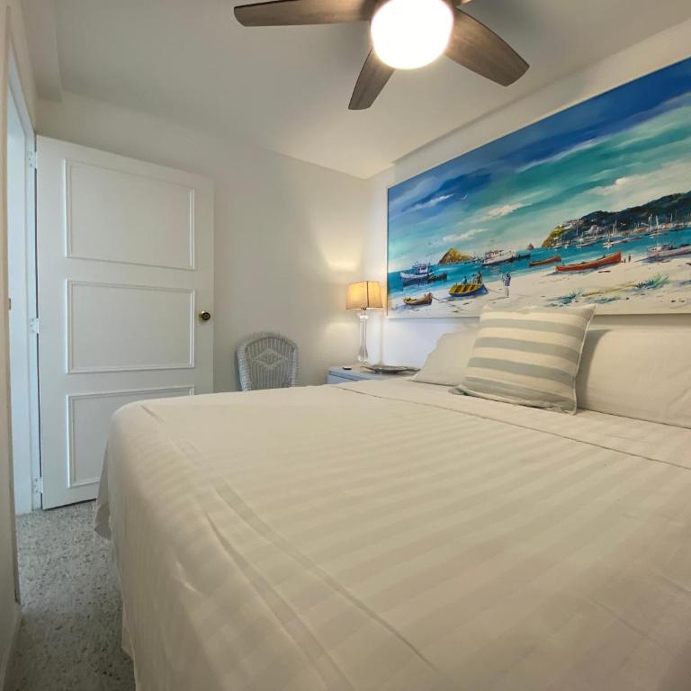 Vista y estilo frente al mar! - Apartamento de 2 dormitorios - 8