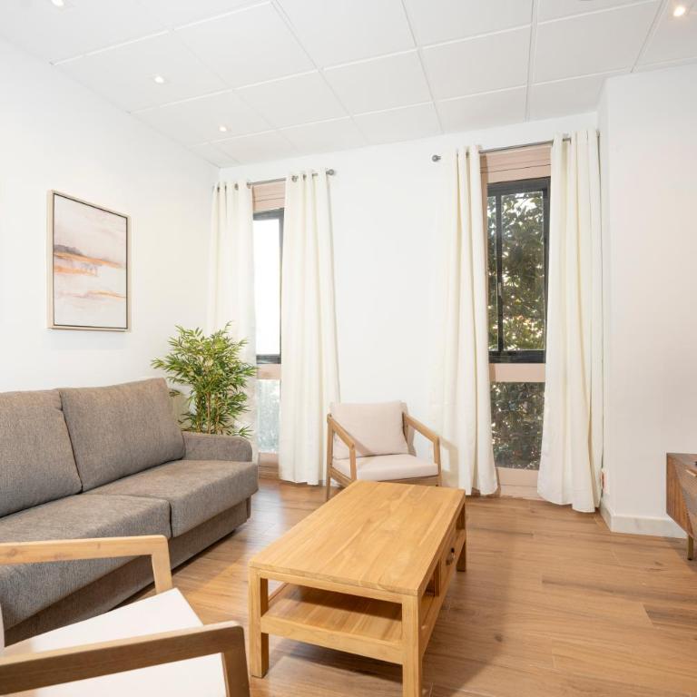 EnjoyGranada PLAZA DEL CARMEN 1A - Superior One-Bedroom Apartment with Balcony - 1