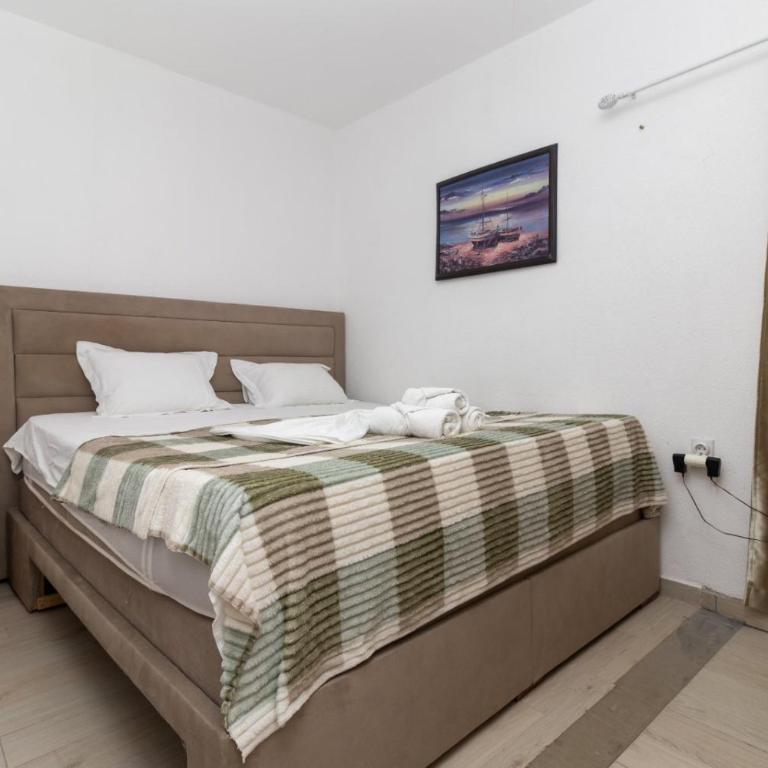 Stan-Pinjes 2 - Two-Bedroom Apartment - 38