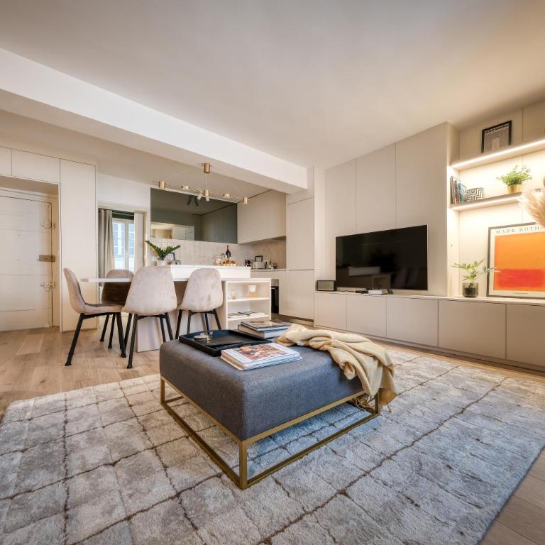 Renovated Apartment Saint-Germain-des-Prés - Le Bon Marché - Apartment with City View - 4