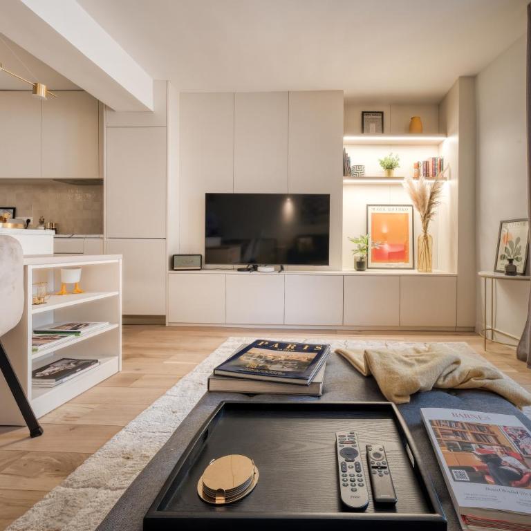 Renovated Apartment Saint-Germain-des-Prés - Le Bon Marché - Apartment with City View - 12