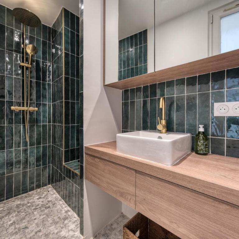 Renovated Apartment Saint-Germain-des-Prés - Le Bon Marché - Apartment with City View - 23