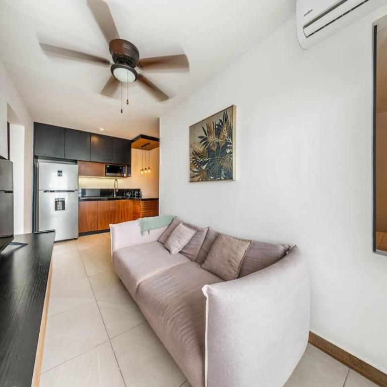 2 BR Oasis with Incredible Rooftop Pool - Apartment - 18