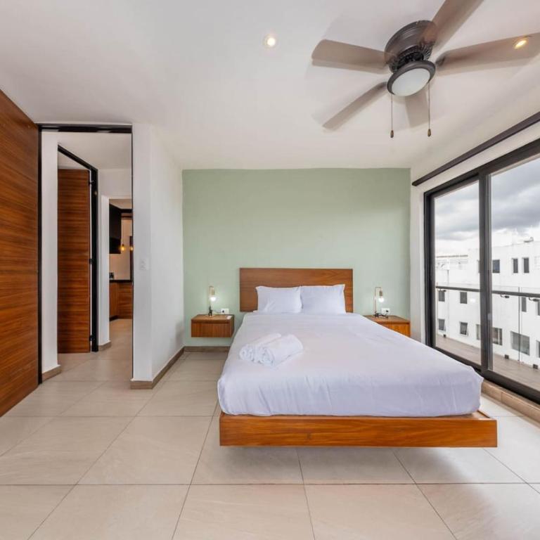 2 BR Oasis with Incredible Rooftop Pool - Apartment - 21