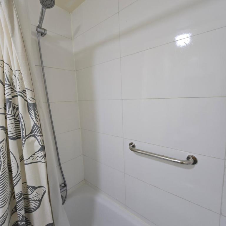 Hermoso y equipado Departamento con wifi y aire acondicionado - Two-Bedroom Apartment - 6