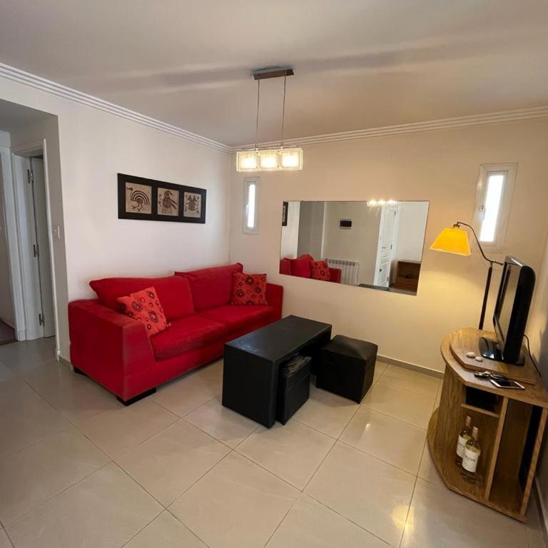 Moderno 2 ambientes con cochera - One-Bedroom Apartment - 3