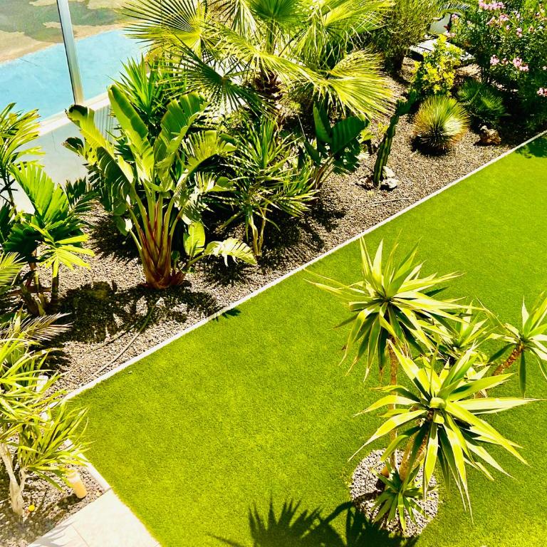 El Palmeral - Exlusive Villa with Private, Heated Pool in Corralejo - Two-Bedroom Villa - 37