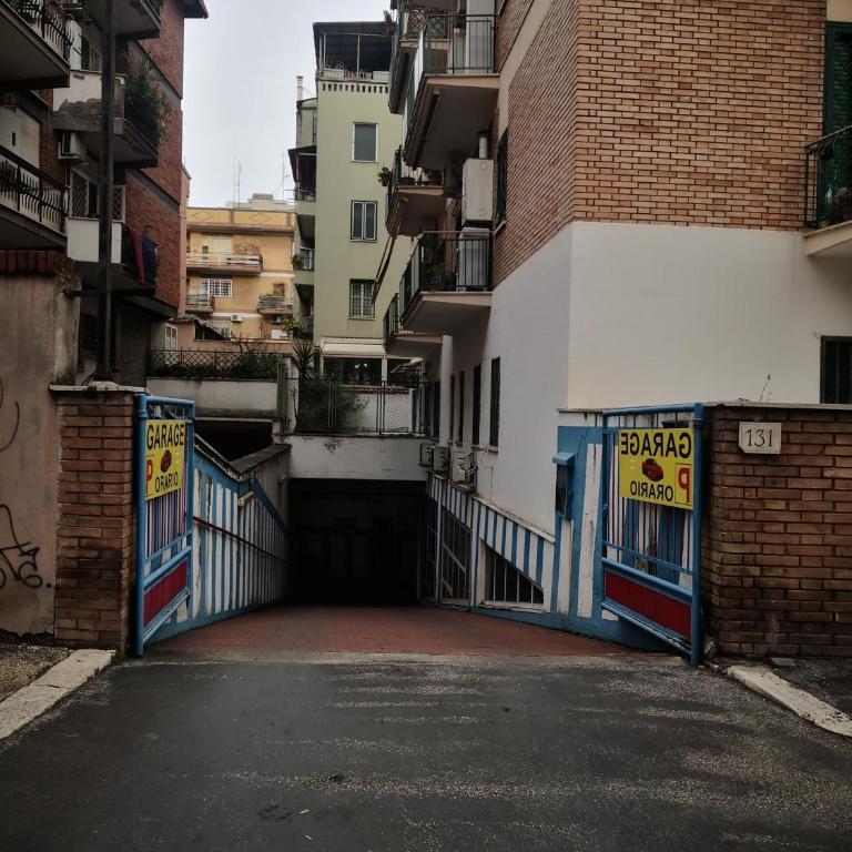 Rome Dolce Vita Luxury Apartment 4 km da Colosseo - Appartamento con 2 Camere da Letto - 3