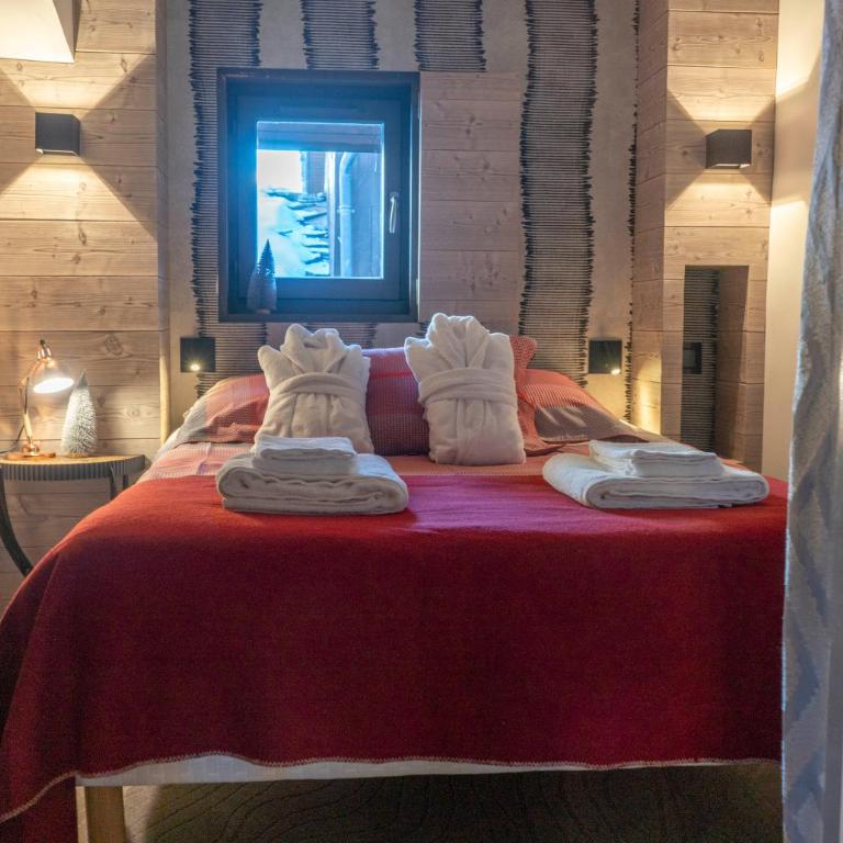 Résidence VAL VILLAGE, skis aux pieds, Duplex 3 chambres 75 m2 - by MONTBLANC LODGE - Appartement 3 Chambres - 42