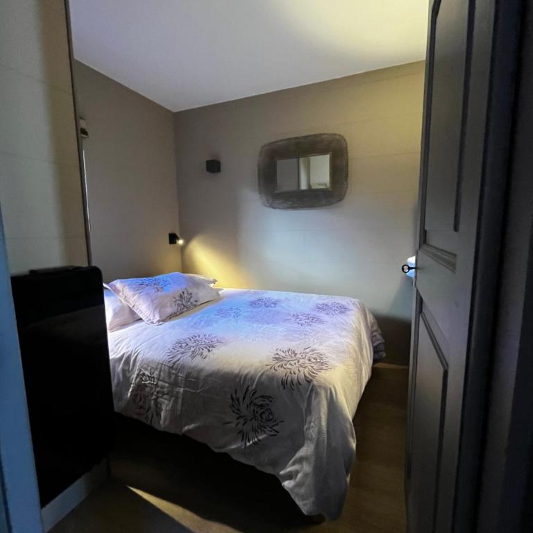 Résidence VAL VILLAGE, skis aux pieds, Duplex 3 chambres 75 m2 - by MONTBLANC LODGE - Appartement 3 Chambres - 9