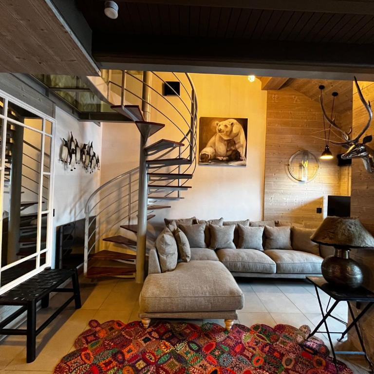 Résidence VAL VILLAGE, skis aux pieds, Duplex 3 chambres 75 m2 - by MONTBLANC LODGE - Appartement 3 Chambres - 11