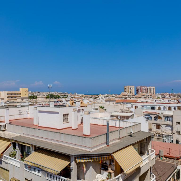 Calle Concordia 86, two bedroom apartment, up to 6 guests, near Del Cura beach,supermarket Mercadona and central bus station - Two-Bedroom Apartment - 63