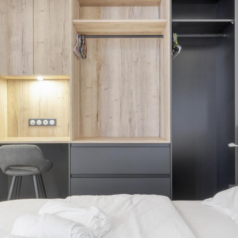 1 chambre modern D rue St-Honoré D, Hypercentre proche du Palais - Appartement 1 Chambre - 5