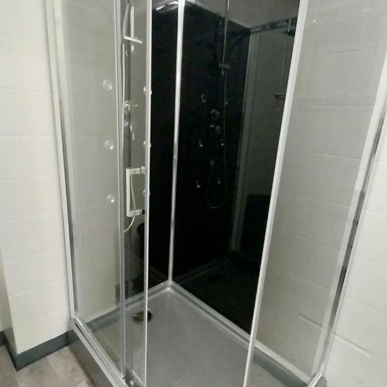 Appart 80m2 tout équipé Châteaucreux Zénith Stade - Appartamento con 2 Camere da Letto e Balcone - 14