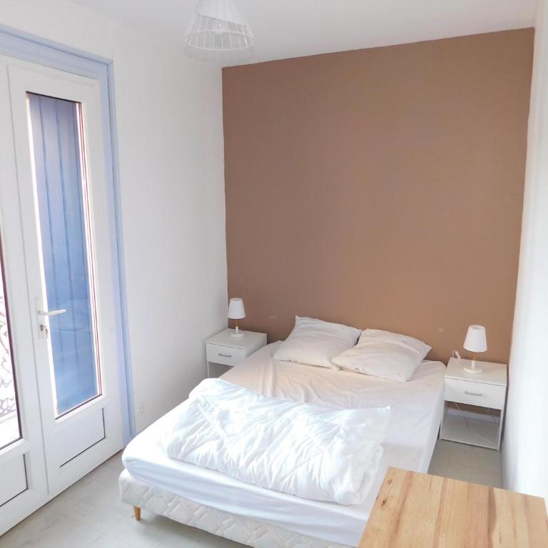 Appartement tout equipé à 600m du centre thermal - Apartamento de 1 dormitorio - 3