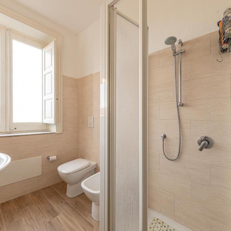 Residenza Piazza - Three-Bedroom Apartment - 13