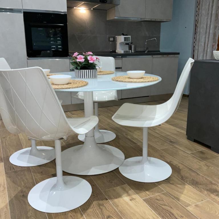Casa Vittorio V - Appartamento con 2 Camere da Letto - 7