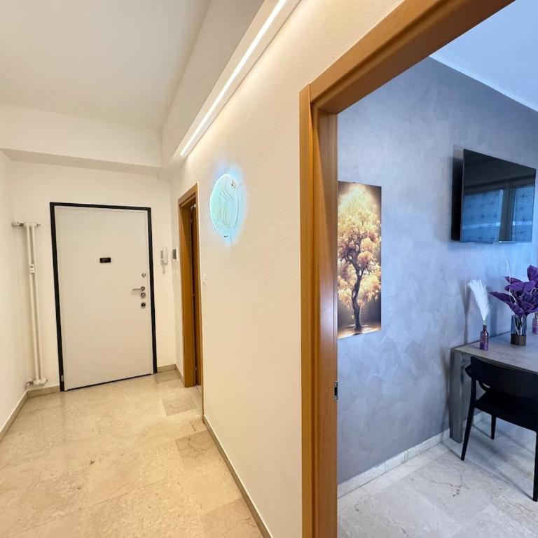 Armonia House - 2 minutes from the central station - Appartamento con 2 Camere da Letto - 27