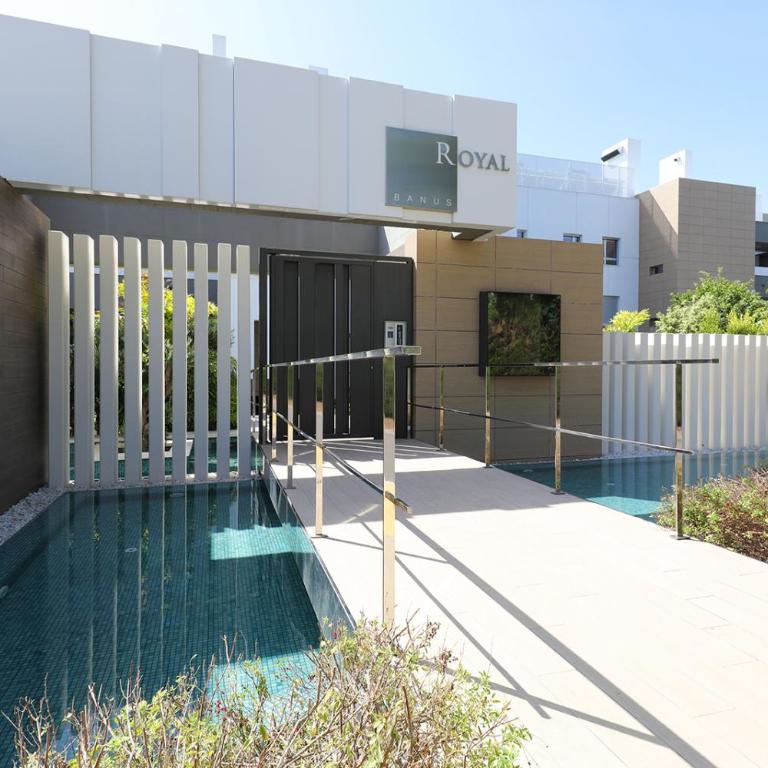 Penthouse - Royal Banus - Three-Bedroom Apartment - 32