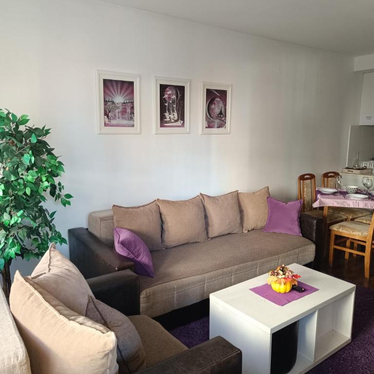 Apartman BFF - One-Bedroom Apartment - 2